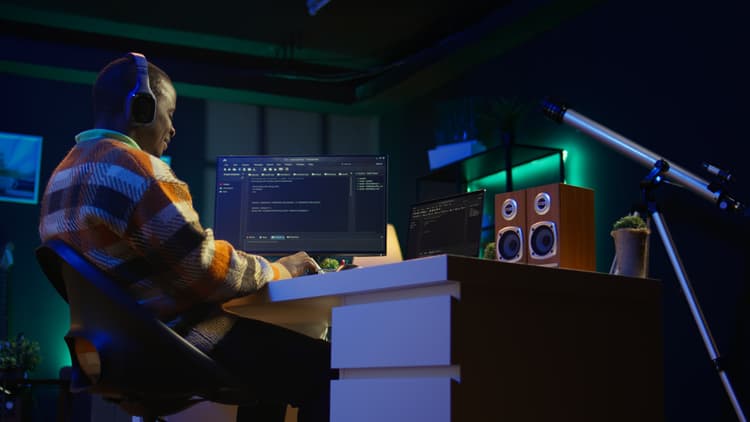 Intelligent Q&A System for Educational Institutions